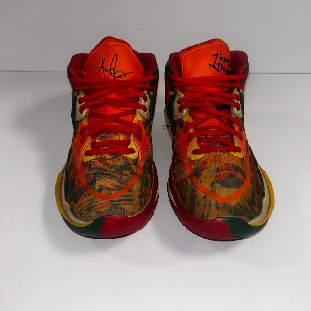 Nike Kyrie Infinity 1 World 1 People‎ Size 6.5Y Orange 2022 Basketball Sneakers
